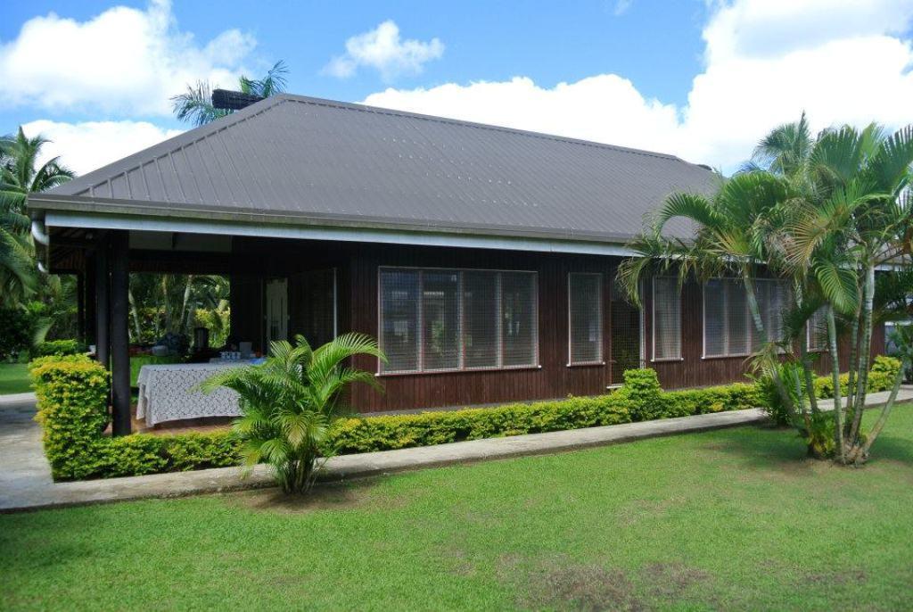 The Friendly North Inn Labasa Bagian luar foto